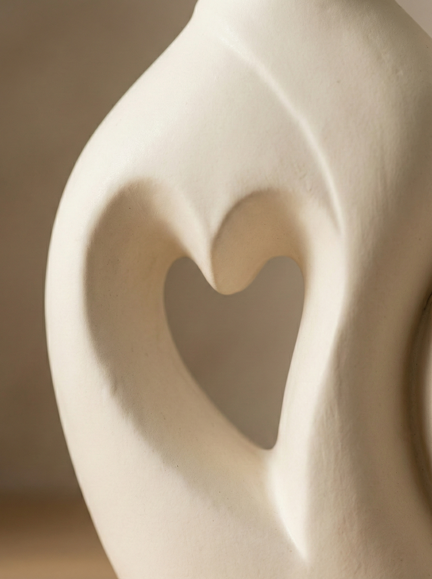 Eternal Heart Duo Ceramic Vase Set