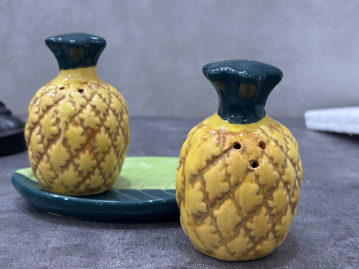 "Tropic Like It's Hot" Pineapple Shaker Set