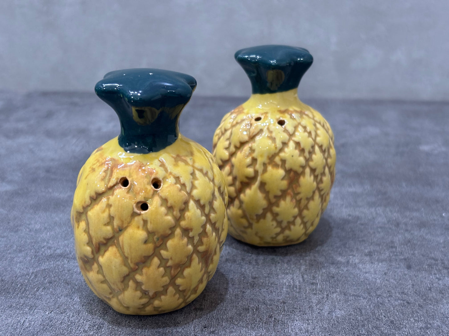 "Tropic Like It's Hot" Pineapple Shaker Set