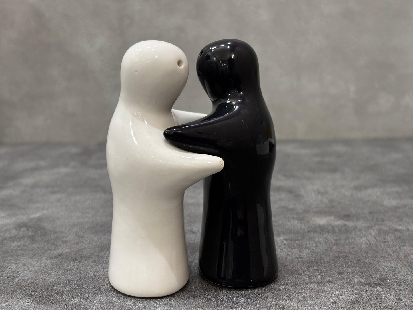 The "Soulmates" Black & White Shaker Duo